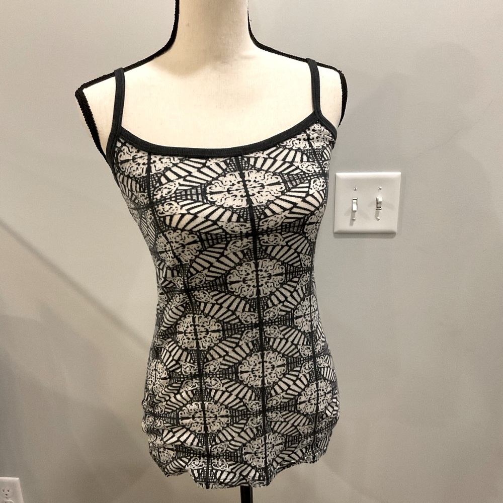 BKE sheer camisole tank top, size medium